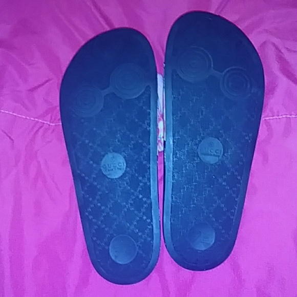 Gucci Slides - Picture 2 of 4